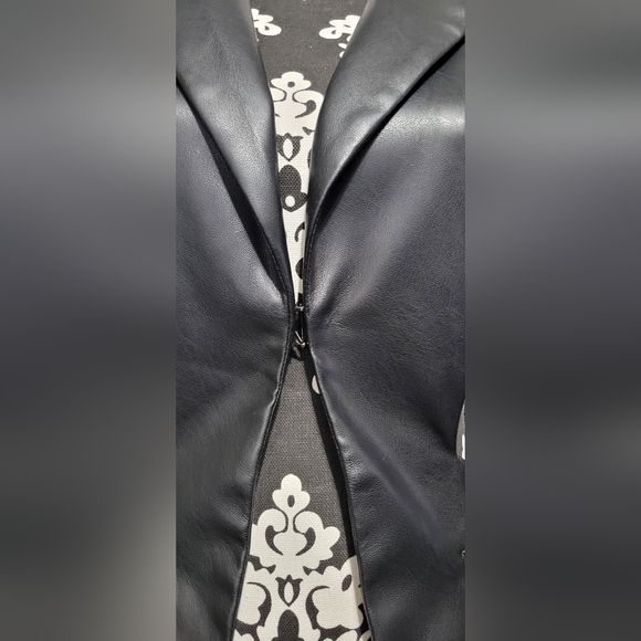 LUXE TO KILL - Faux Leather Cutout Back Black Jacket – Edgy & Stylish - Picture 4 of 12